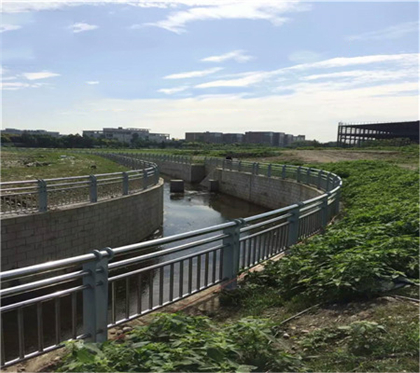鹤壁不锈钢复合管河道景观护栏